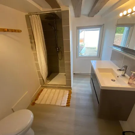 Le Petit Chez Nous - Coeur De Village Historique Classe - Fibre Wi Fi Appartement Montieramey